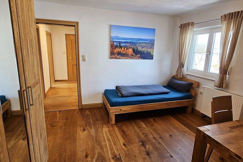 Ganze Wohnung, Fewo Hipp Nr. 5 - 90m² im 1. Og mit Balkon in Steingaden, Romantische Straße