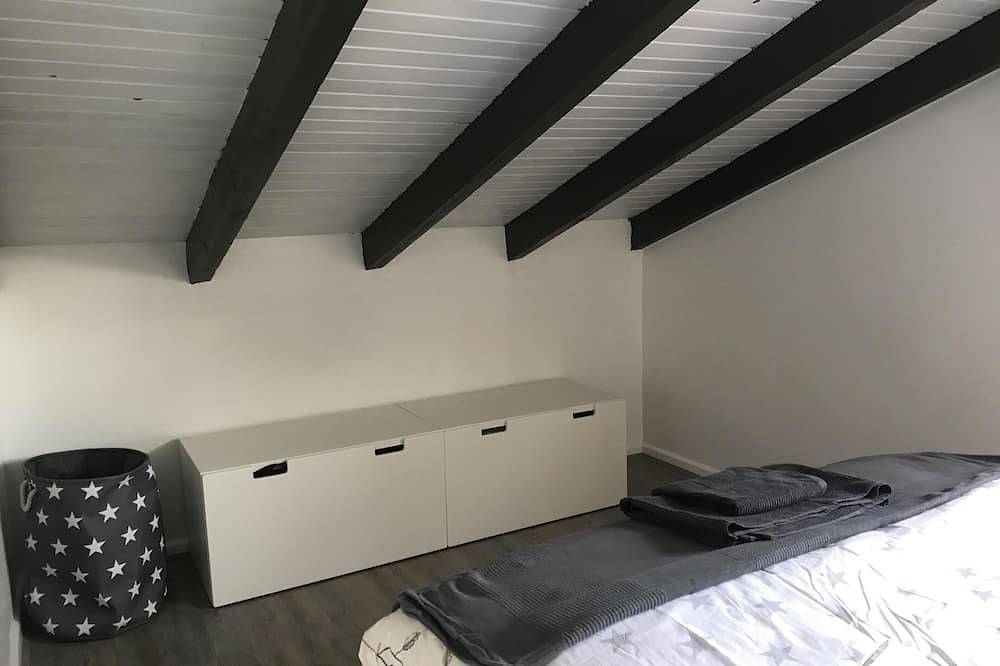 Beautiful Three Bedroomed Villa With Pool In Coín Andalusia in Coín, Málaga Province