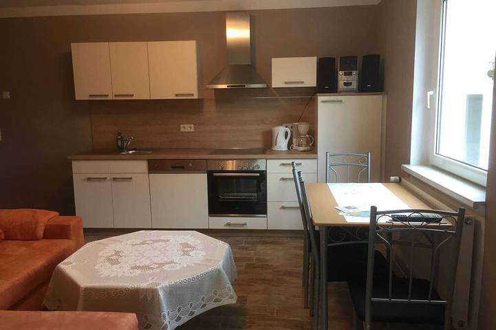 Camping für 4 Personen, mit Garten und Terrasse in Mecklenburgische Seenplatte - 2