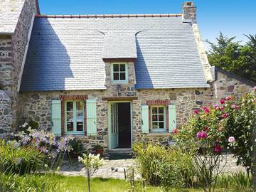 Gîte pour 5 personnes, avec sauna et terrasse à Plurien