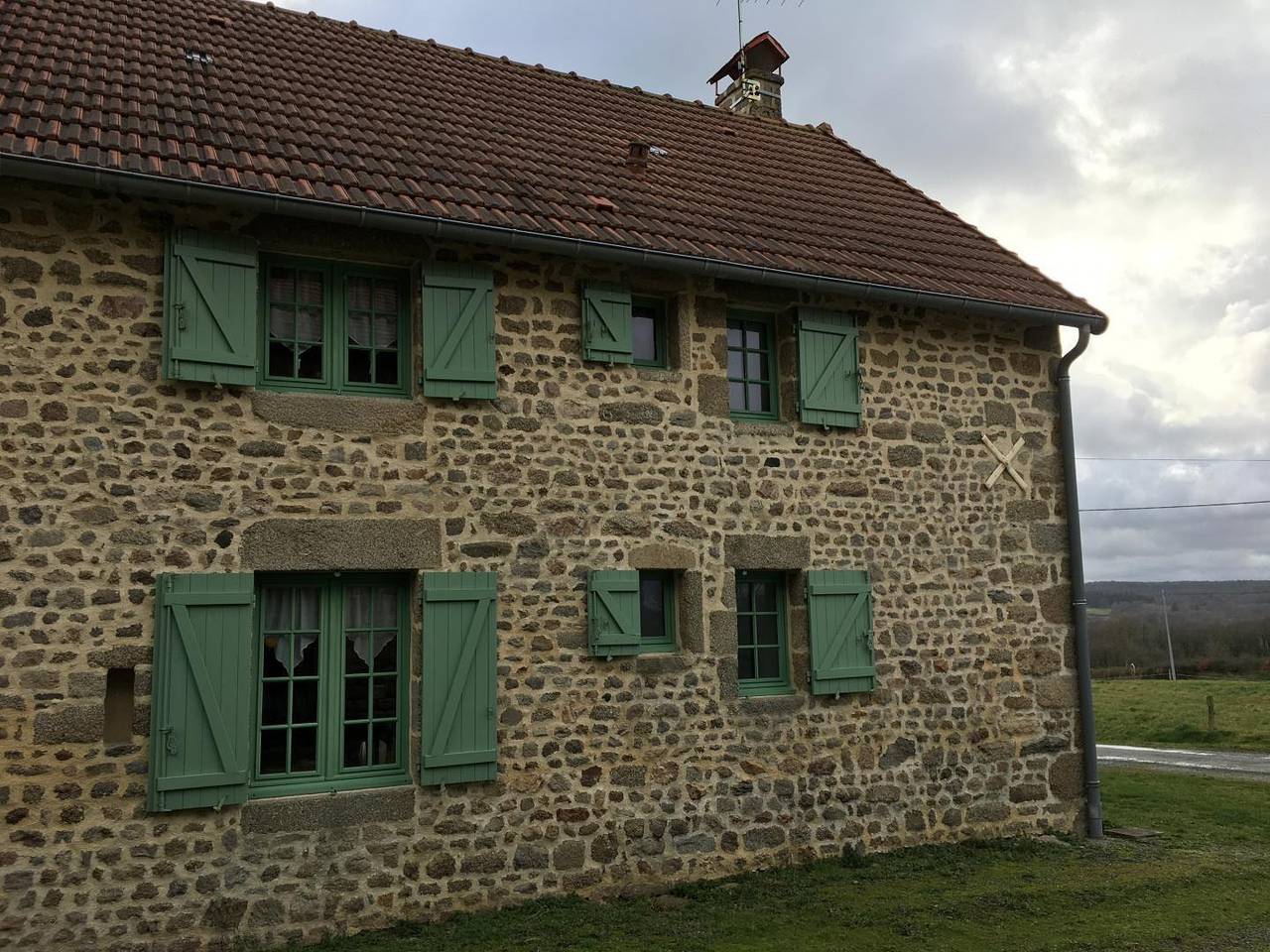 Gite Les Volets Verts (23G1091) in Ladapeyre, Région de Guéret