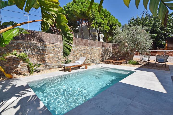 Villa per 4 persone, con Terrazza e Giardino in Costa Brava