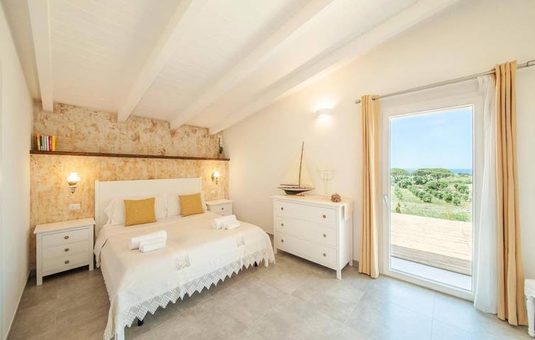 Villa pour 8 personnes, avec Terrasse et Jardin ainsi que Piscine et Vue à Sorso - 2