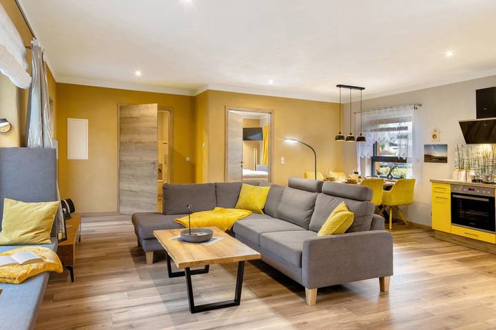 Ferienhaus für 4 Personen, mit Seeblick und Garten in Havelland