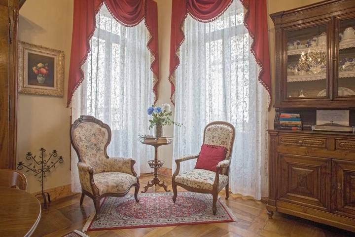 Chambre d’hôte pour 3 personnes, avec balcon et vue à Coni - 2