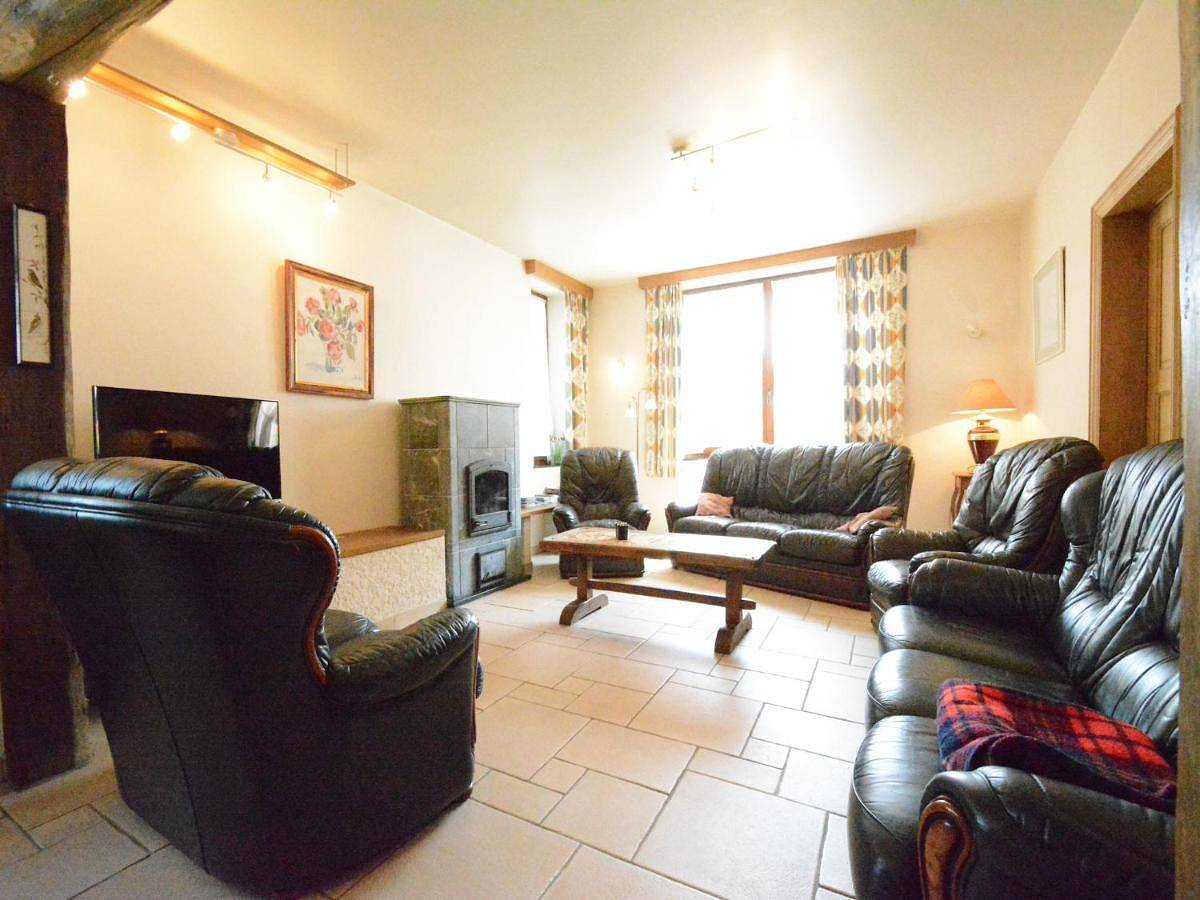 Spacious retreat, Daverdisse in Haut-Fays, Daverdisse
