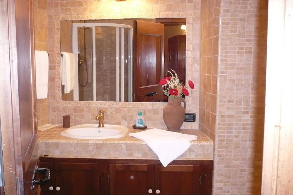 Casa en Macerino en las verdes colinas de Umbría in Acquasparta, Provincia de Perugia