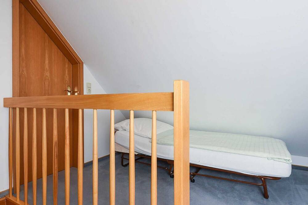 Ganze Wohnung, Ferienwohnung Schwalbe - Ferienwohnungen Möwe und Schwalbe im Haus Sassenhof in Dunum, Nordseeküste