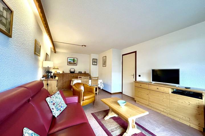 Gîte pour 4 personnes, avec terrasse dans Office De Tourisme De Combloux - 3