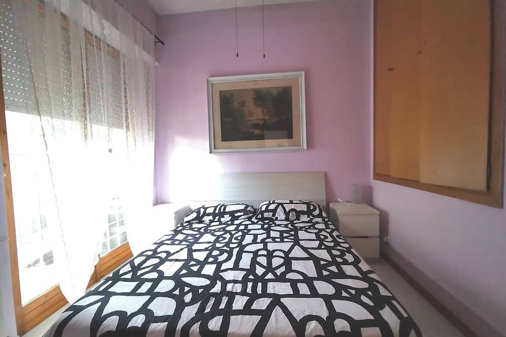 Entire apartment, Beach, Rome and Airport: all within reach! in Fregene, Rome Province