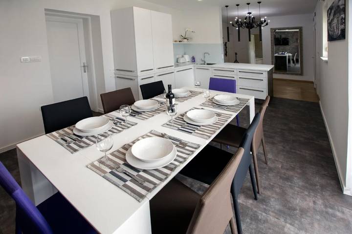 Ferienwohnung für 8 Personen, mit Ausblick und Balkon