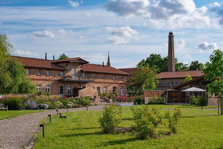 Ferienwohnung für 2 Personen, mit Terrasse und Ausblick in Fürstenberg/Havel