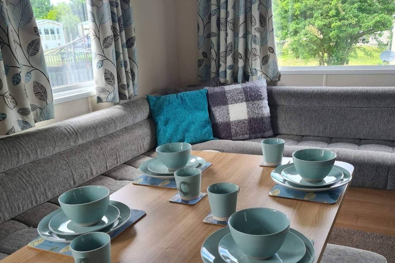 2 Bed Lodge - Sleeps 6 - Parking - Pets - Wifi in Lake District