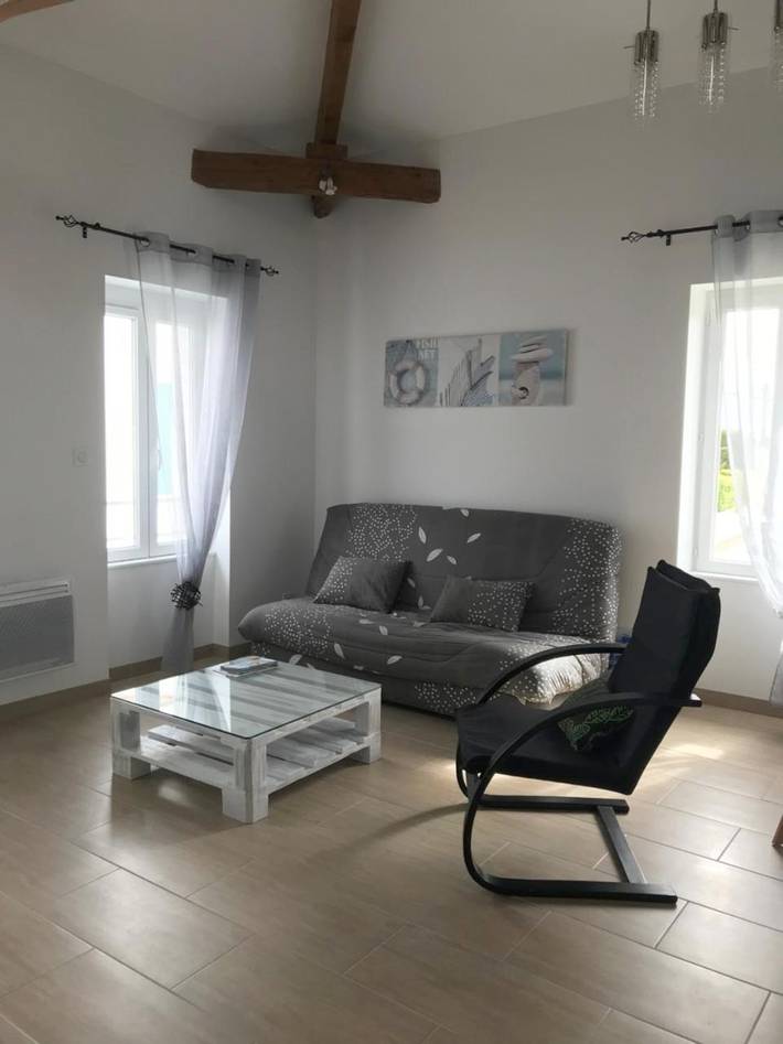 Gîte pour 4 personnes dans Courlay Sur Mer - 2