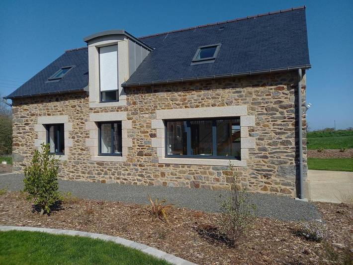 Location de vacances pour 6 personnes, avec vue et jardin à Pleumeur-Gautier - 2