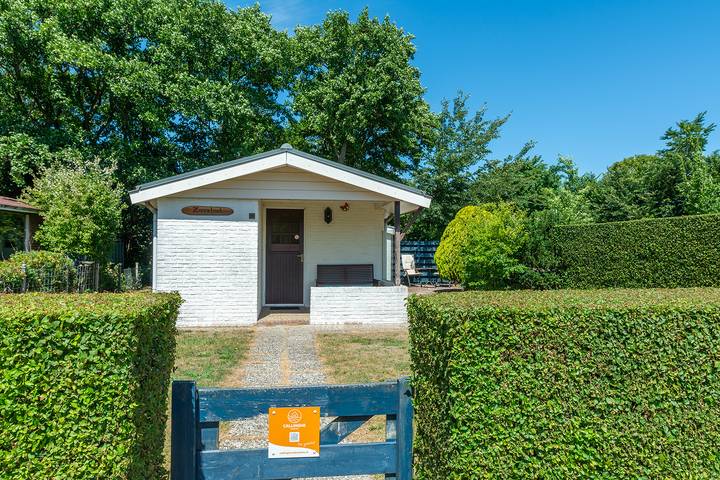 Ferienhaus für 2 Personen, mit Balkon/Terrasse und Terrasse sowie Garten in Callantsoog