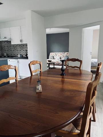 Gîte pour 8 personnes, avec jardin, animaux acceptés à Celles-sur-Plaine