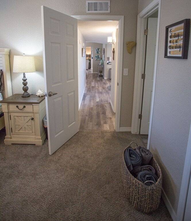 ---- Beautiful 4 bedroom 2 bath Lake Havasu Home ---- in Lake Havasu City, Mohave County