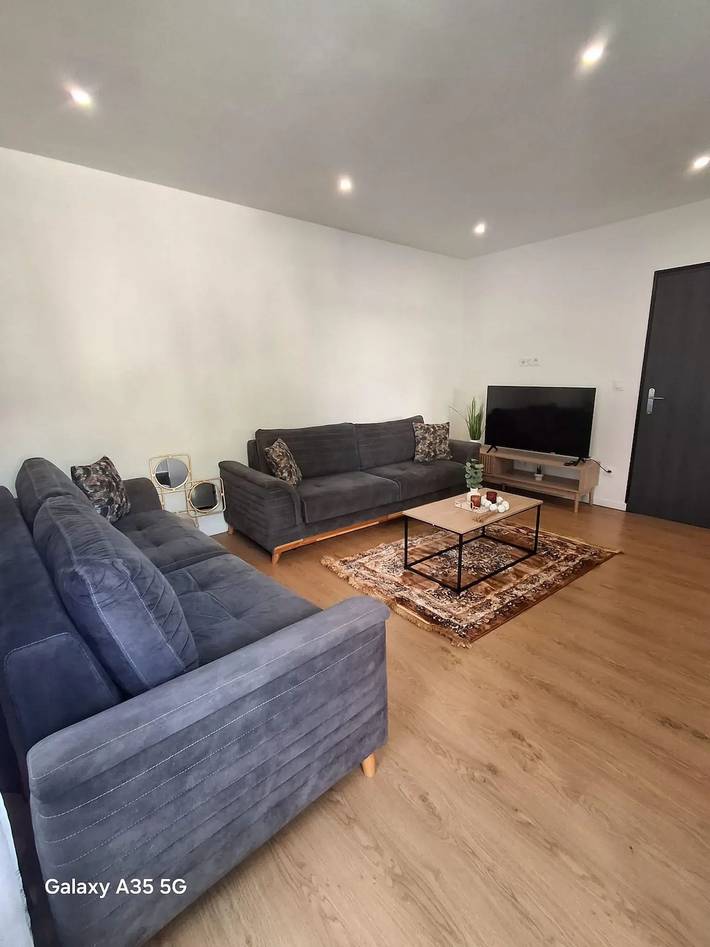 Casa en Bondy con terraza y parking in Bondy, Sena-Saint Denis