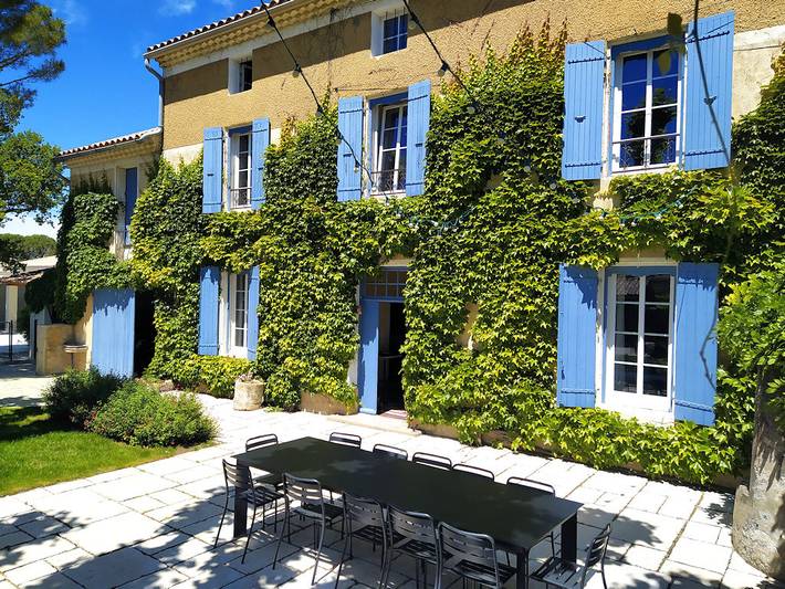 Gîte pour 13 personnes, avec jardin ainsi que terrasse et piscine en Provence-Alpes-Côte d'Azur - 2