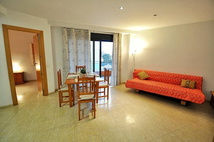 Ferienwohnung für 5 Personen, mit Balkon und Ausblick in Lloret de Mar - 4