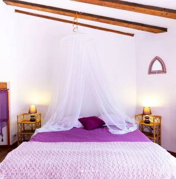 Chambre d’hôte pour 2 personnes, avec jardin à L'Épine (Hautes-Alpes)