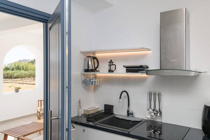 Vakantieappartement voor 2 personen, with terras and zwembad as well as tuin - 1