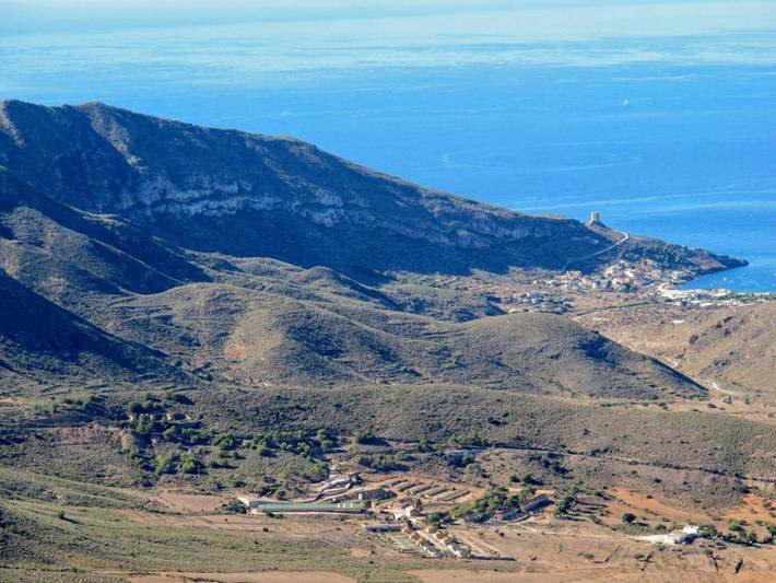 Casa rural para 4 personas, con vistas además de jardín y piscina, Se admiten mascotas en Campo de Cartagena - 2