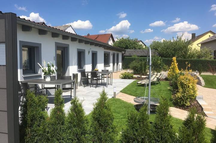 Ferienwohnung für 8 Personen, mit Garten und Terrasse - 1