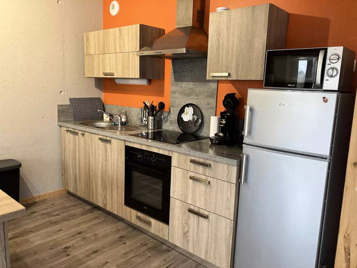 Chalet pour 7 personnes, avec terrasse dans Le Lioran - 3