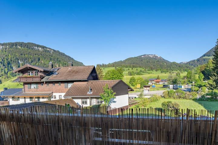 Ferienwohnung für 4 Personen, mit Balkon in Obermaiselstein - 2