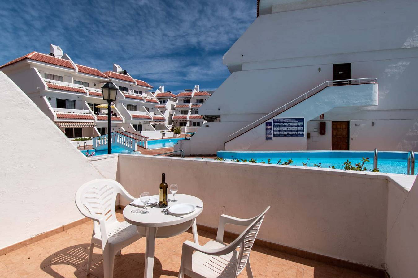 Apartment for 4 People in Playa de las Vistas, Arona