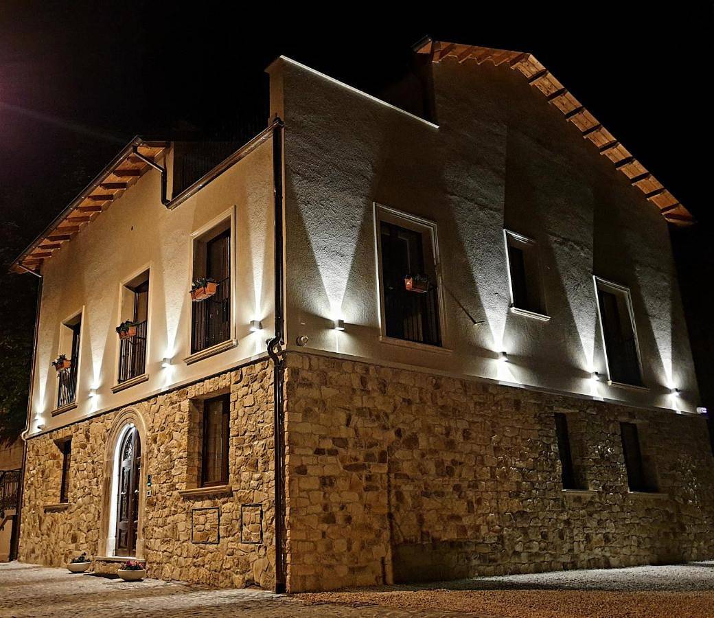 Double Room with Private Bathroom in Castel del Monte, Gran Sasso