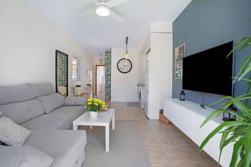 Apartment for 3 People in Playa la Guirra, Antigua, Photo 1