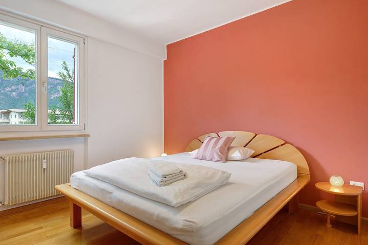 Entire apartment, Apartment 'Gerwies' with Mountain View and Private Garden in Branzoll, Fleimstaler Alpen