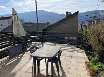 Gîte pour 4 personnes, avec terrasse à Aix-les-Bains
