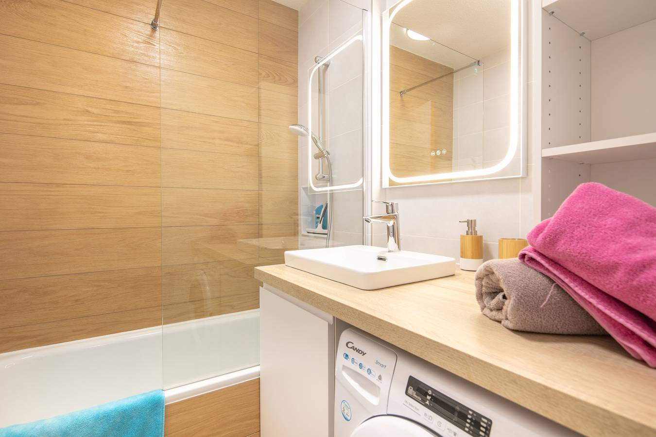 Geheel appartement, Vakantieappartement voor 6 personen met balkon in Le Corbier, Villarembert