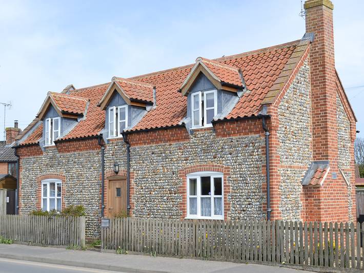 Cottage for 4 people, with garden, with pets in Bacton