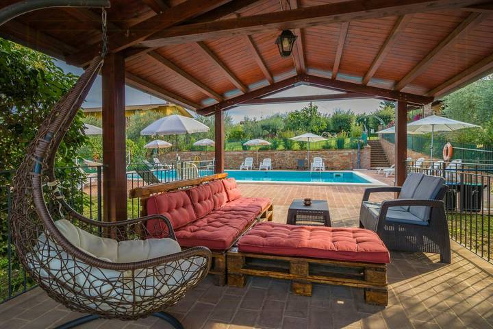 Ganze Wohnung, Ländliche Ferienwohnung mit Blick auf den Trasimenischen See in Castiglione del Lago, Lago Trasimeno