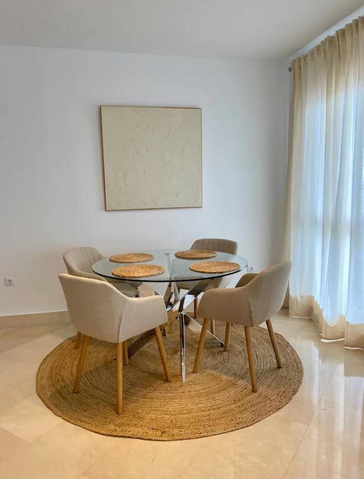 Ganze Wohnung, Ferienwohnung Puerto Sotogrande mit Meerblick, Wlan und Klimaanlage in Sotogrande, San Roque