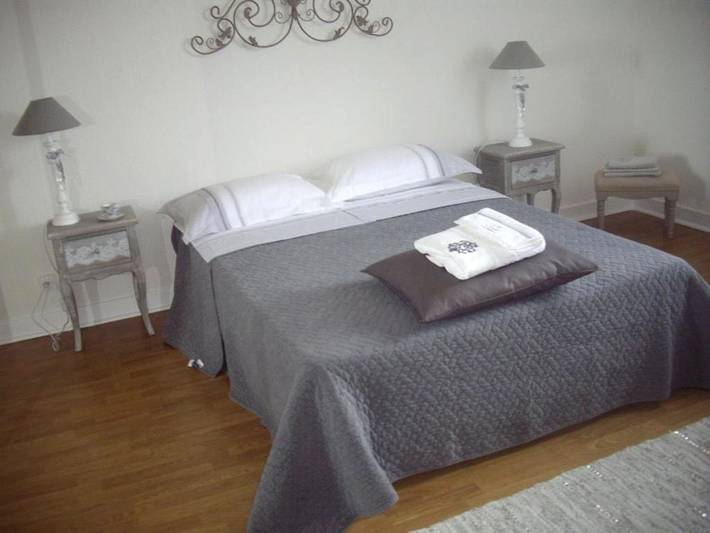 Chambre d’hôte pour 2 personnes, avec Terrasse ainsi que Jardin et Vue