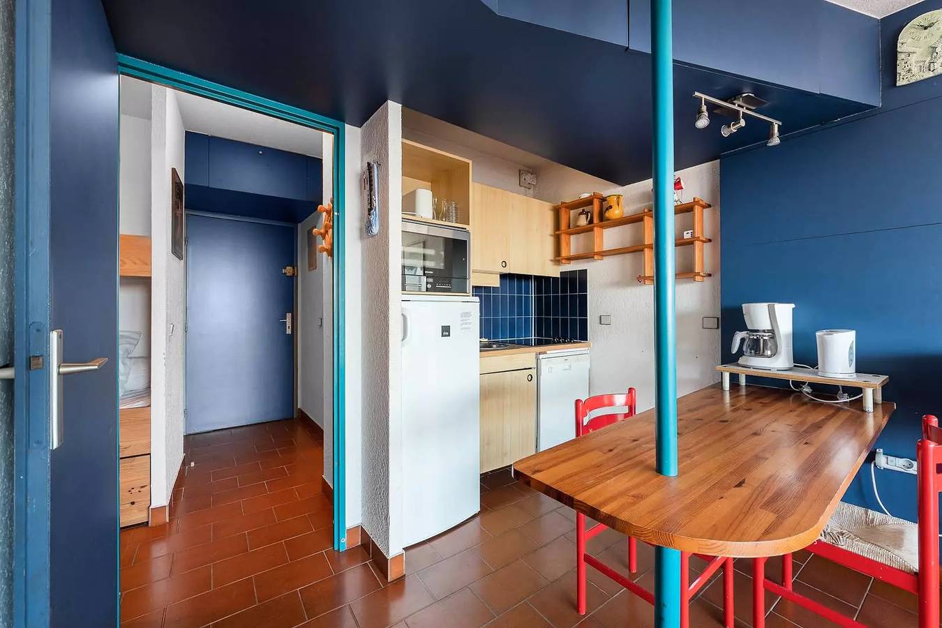 Ganze Wohnung, As8313-P2 Kabine direkter Zugang Strand und Parkplatz in Port Camargue, Le Grau-du-Roi