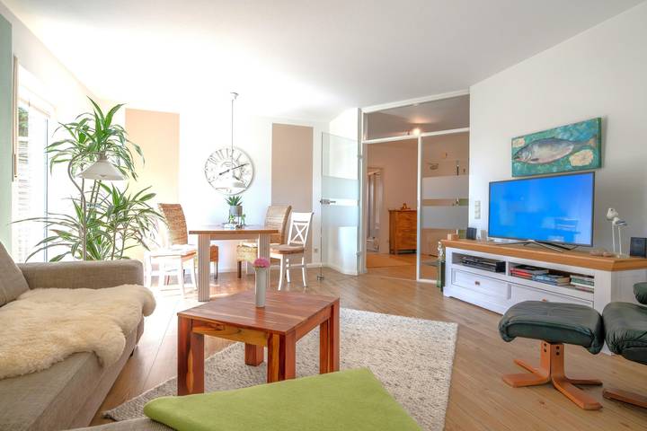 Ganze Ferienwohnung, FeWo "Terrasse" (Eg) in Dassow, Nordwestmecklenburg (Wismar und Umgebung)