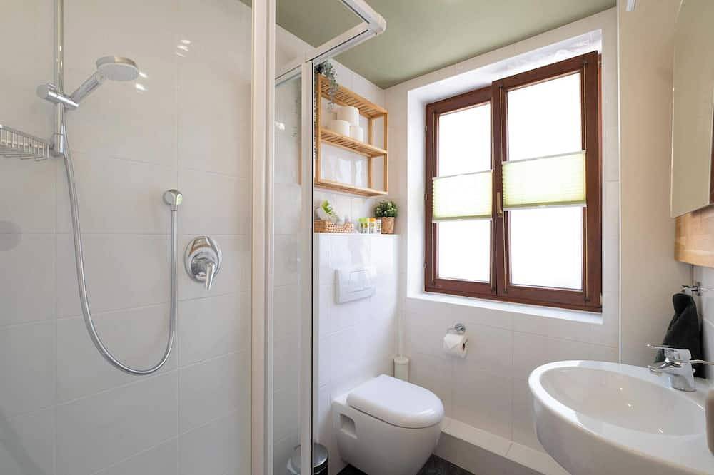 Ganze Wohnung, Charmantes Altstadt-Apartment an der Uferpromenade in Würzburg, Fränkisches Weinland