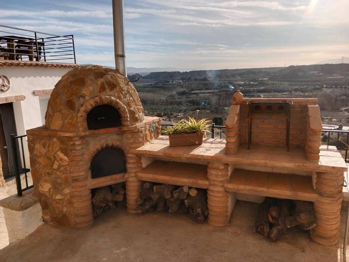 Gîte pour 8 personnes, avec vue et balcon dans Paulenca