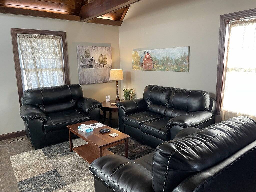 Cozy Cottage With Pool Table & Seasonal Pool in Holmes County