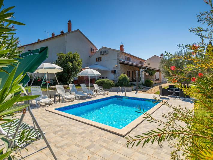 Ferienhaus in Šegotići mit privatem Pool in Marčana, Südküste Istrien