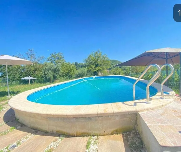 Appartamento vacanze per 4 persone, con balcone e panorama nonché piscina - 1