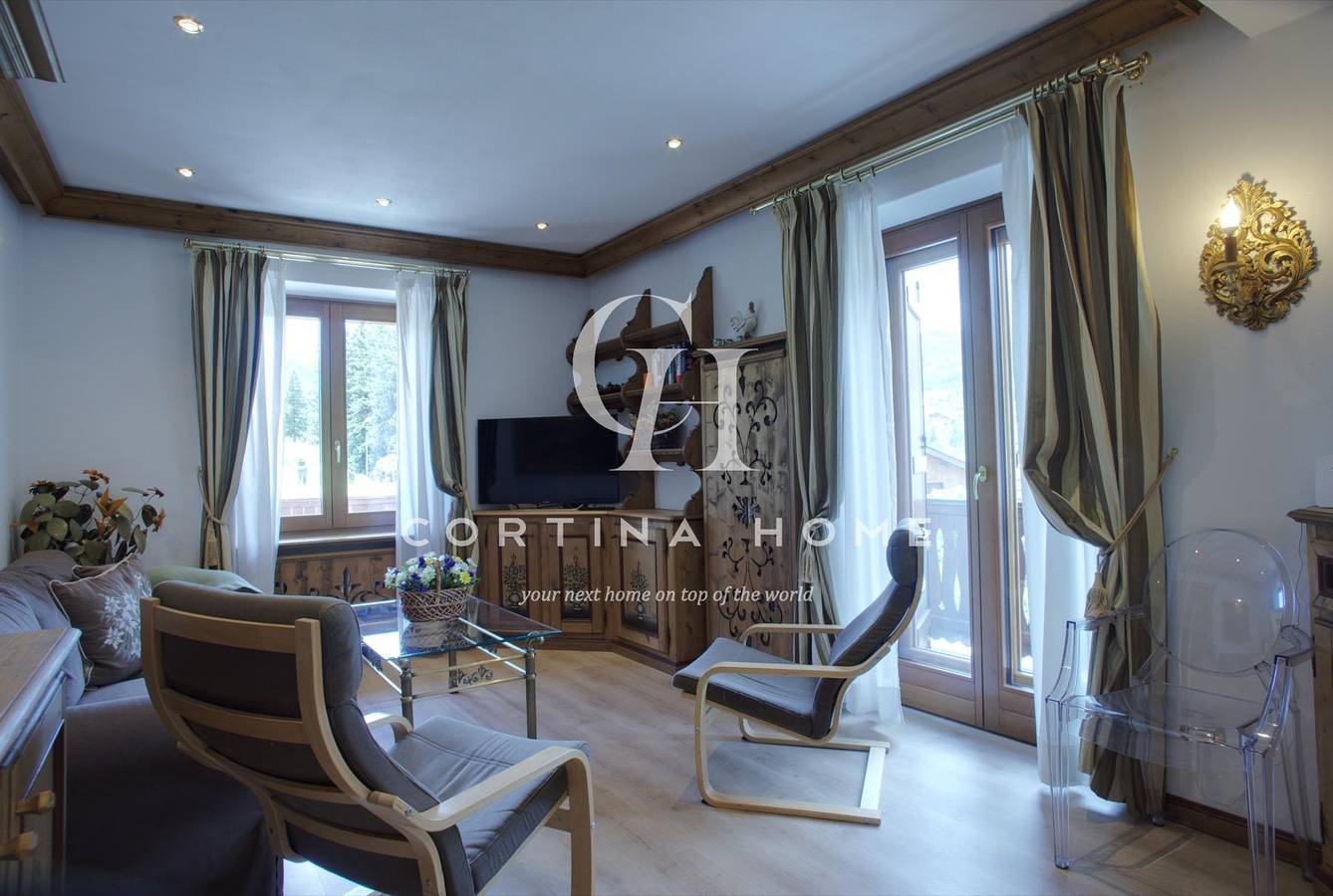 Appartamento intero, Ampio appartamento in zona centrale in Cortina d'Ampezzo e dintorni, Dolomiti Superski
