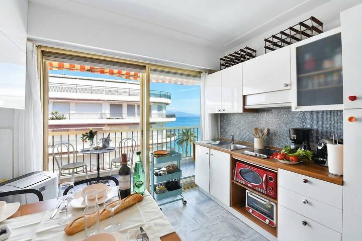 Gîte pour 3 personnes, avec vue sur l’océan et balcon à Roquebrune-Cap-Martin - 3